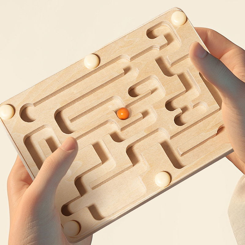 Kleines Holz-Labyrinth mit Bal – Board Game Anak Bewertung und Preis