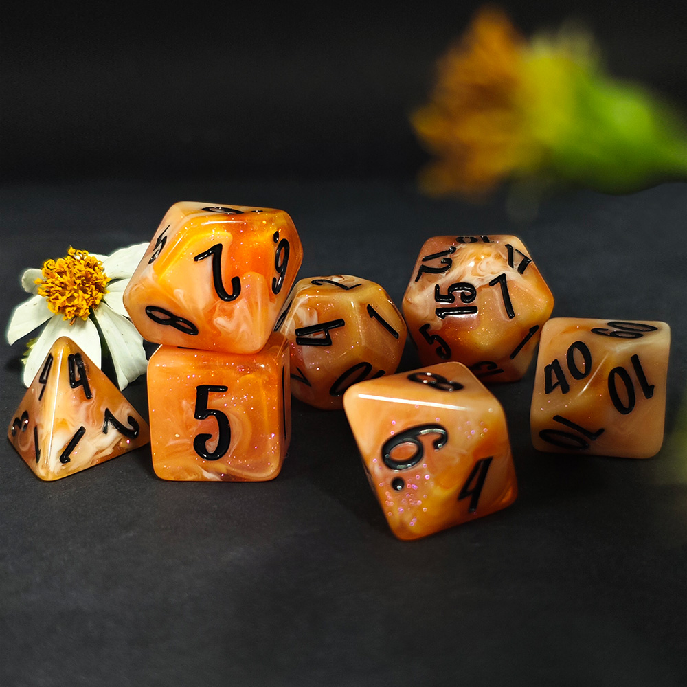 7-teiliges Karamell-Creme-Swir – Dice Set Polyhedral Bewertung und Preis